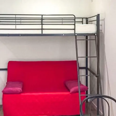 1 Bedroom Lovely In Daire *