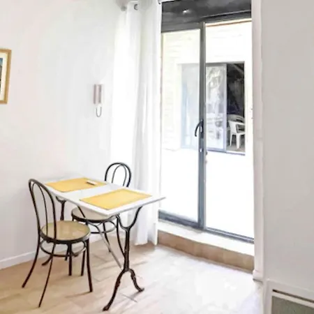 شقة 1 Bedroom Cozy In لا روشيل